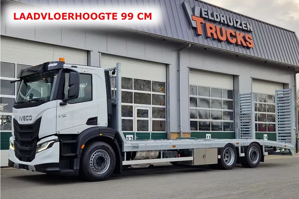 Iveco 29,0-tons Oprij S-Way 8,5 m. Veldhuizen