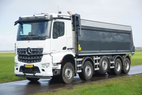 Mercedes-Benz AROCS 4945 49-tons 10x4 midlift met Hyva kipper