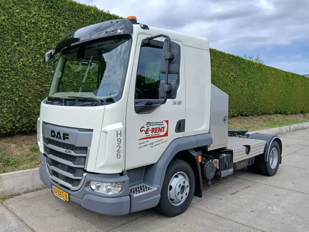 DAF XB 230 trekker GERESERVEERD
