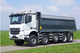 Mercedes-Benz Arocs 5048 10x8 50-ton midlift met Hyva kipper