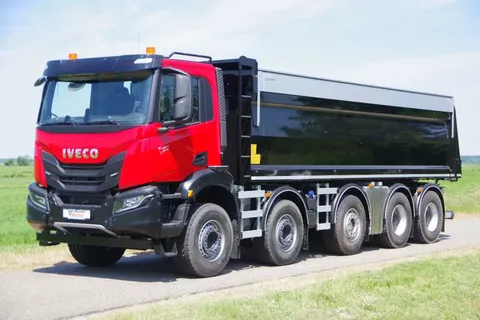 Iveco T-way 10x4 49-tons midlift met Hyva achteroverkipper